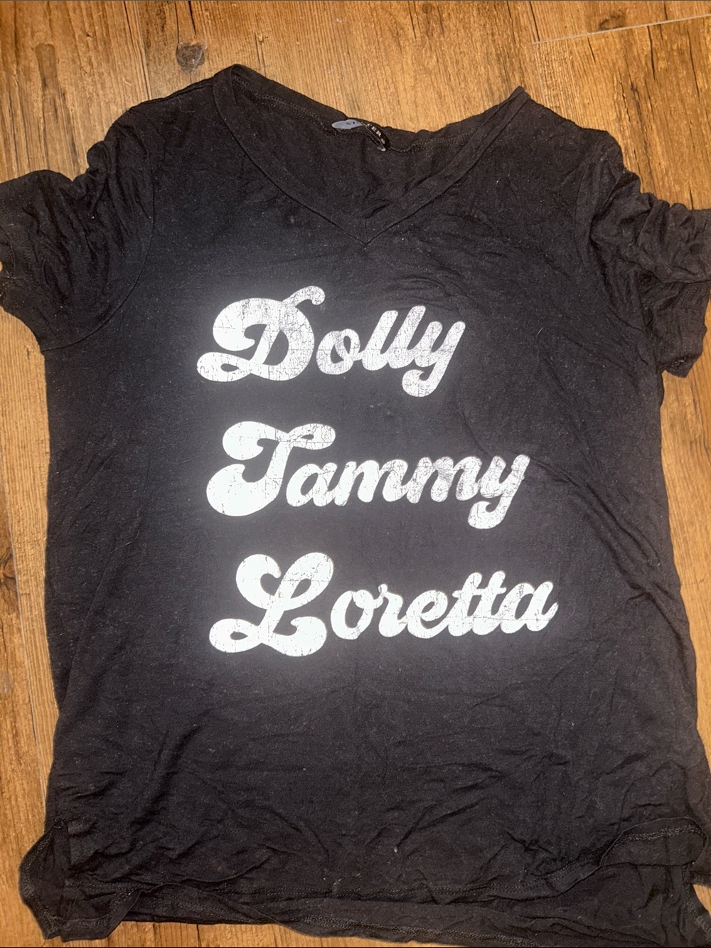 Black Graphic Tee with 'Dolly Tammy Loretta' Script